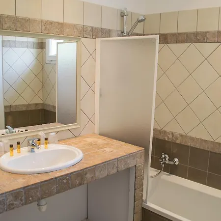 E Caselle Villas Hotelieres