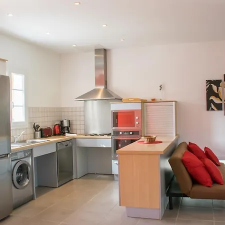 E Caselle Villas Hotelieres